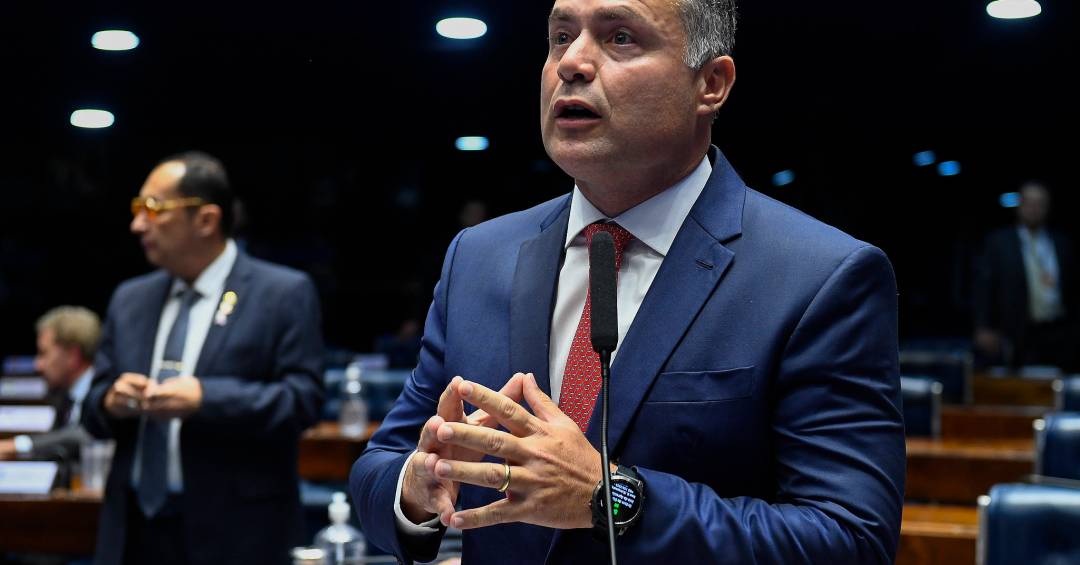 Comissão mista contraria governo e retoma exigência de exame médico para renovar CNH