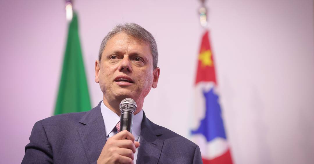 A reação de Tarcísio à explosão provocada por gás em São Paulo