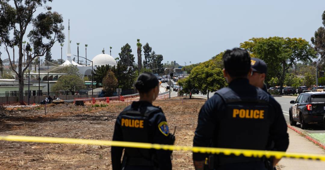 Ataque a tiros contra mesquita em San Diego deixa três mortos
