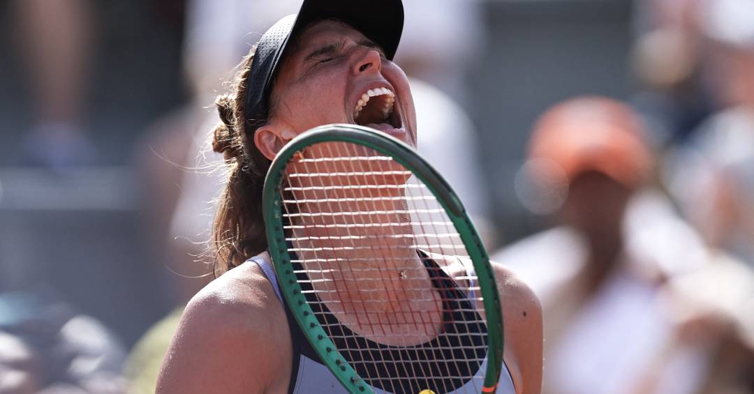 Após sofrer virada, Bia Haddad cai na estreia em Roland Garros