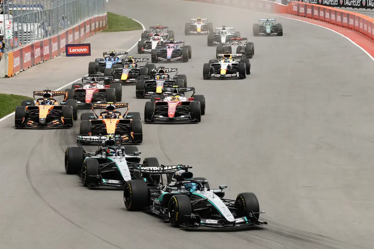 Após choque com companheiro, George Russell vence corrida sprint no GP do Canadá