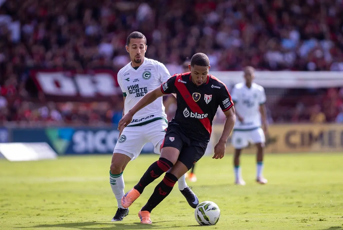 Atlético x Goiás; Dragão tenta quebrar jejum diante do esmeraldino, que quer seguir invicto em clássicos no ano