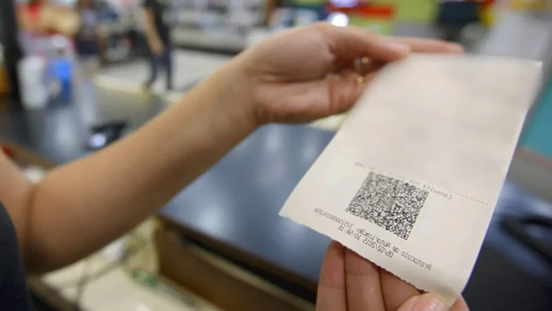 CPF na nota? Consumidora de Goiânia ganha R$ 50 mil
