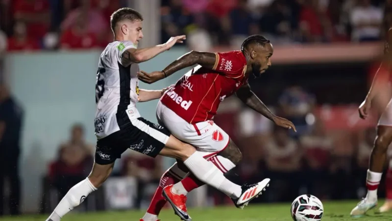Com um jogador a mais, Vila Nova fica no empate com o Athletic-MG no OBA