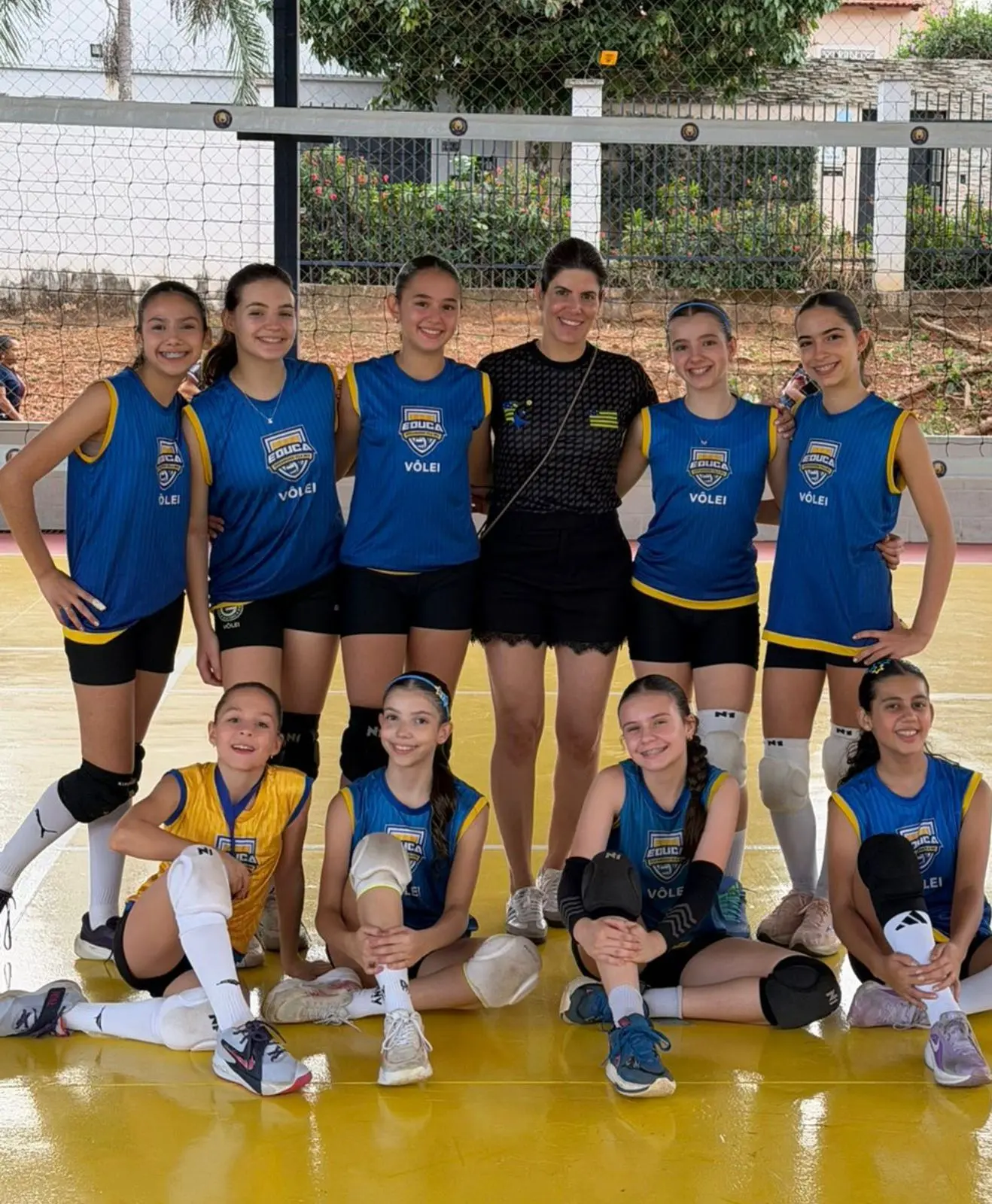 Comportamento de torcida provoca “crise de pânico” e até exclusão de equipe em torneio de base de vôlei