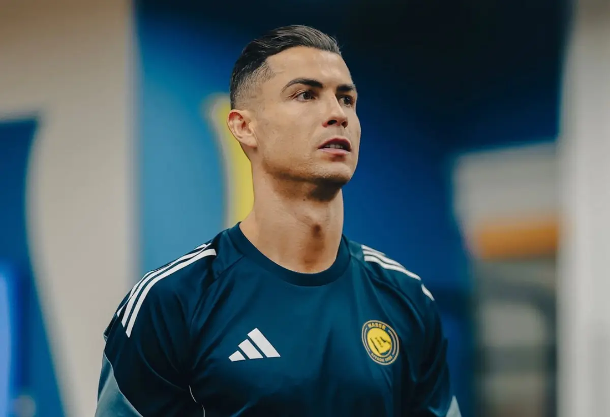Cristiano Ronaldo lidera lista de atletas mais bem pagos do mundo; confira o top 10