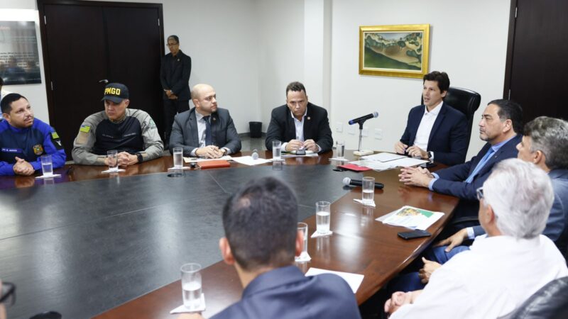 Daniel anuncia R$ 1,2 bi para forças de segurança até 2027