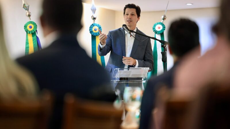 Daniel destaca avanço da educação e orgulho das escolas