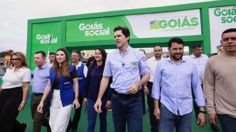 Daniel destaca intercâmbio para estudantes do Entorno