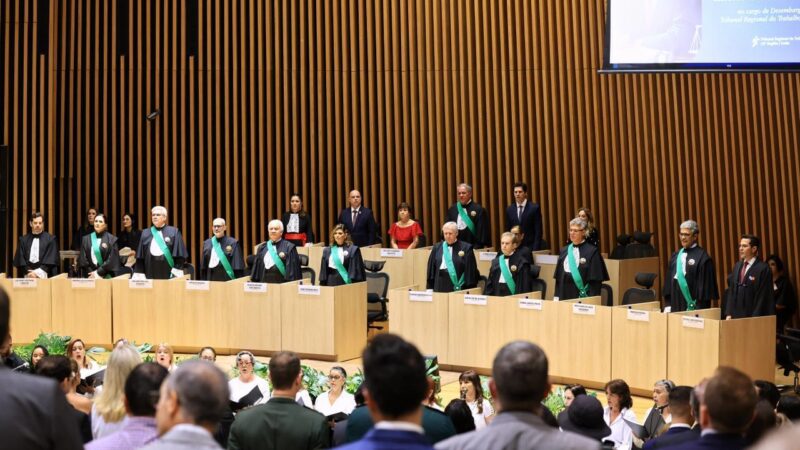 Daniel destaca união entre poderes em posse no TRT Goiás