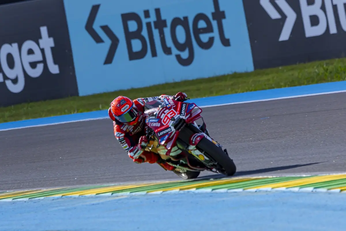 Diretor da Ducati afirma que renovação com Marc Márquez está próxima
