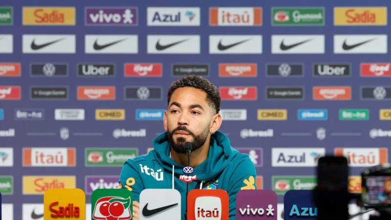 Em coletiva, Matheus Cunha minimiza camisa 10 e lamenta lesão de Neymar