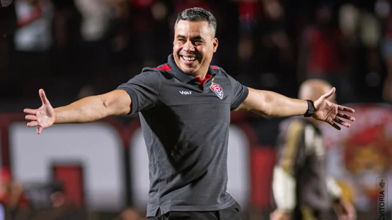Ex-Goiás e Atlético-GO, Jair Ventura relembra críticas por elogiar o Flamengo: “Parece que a gente está se apequenando”
