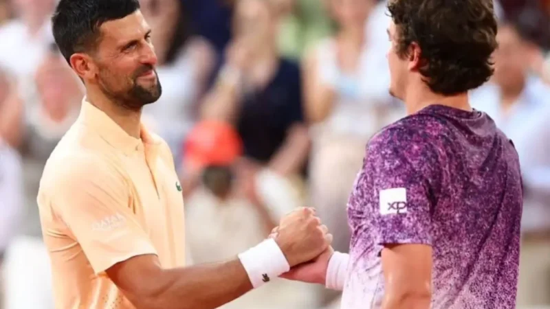 “Foi incrível”, reconhece Djokovic sobre João Fonseca, após virada histórica do tenista brasileiro
