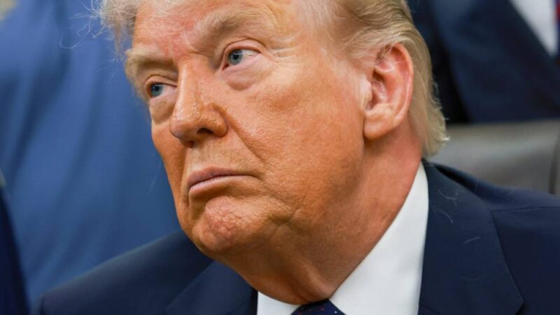 Trump diz que EUA vão suspender operação no Estreito de Ormuz