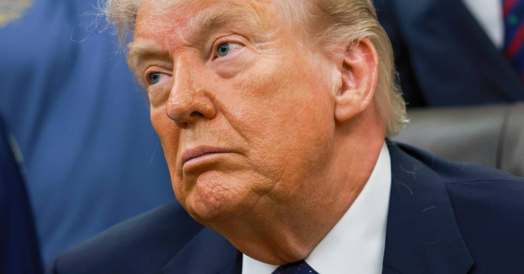 Trump diz que EUA vão suspender operação no Estreito de Ormuz