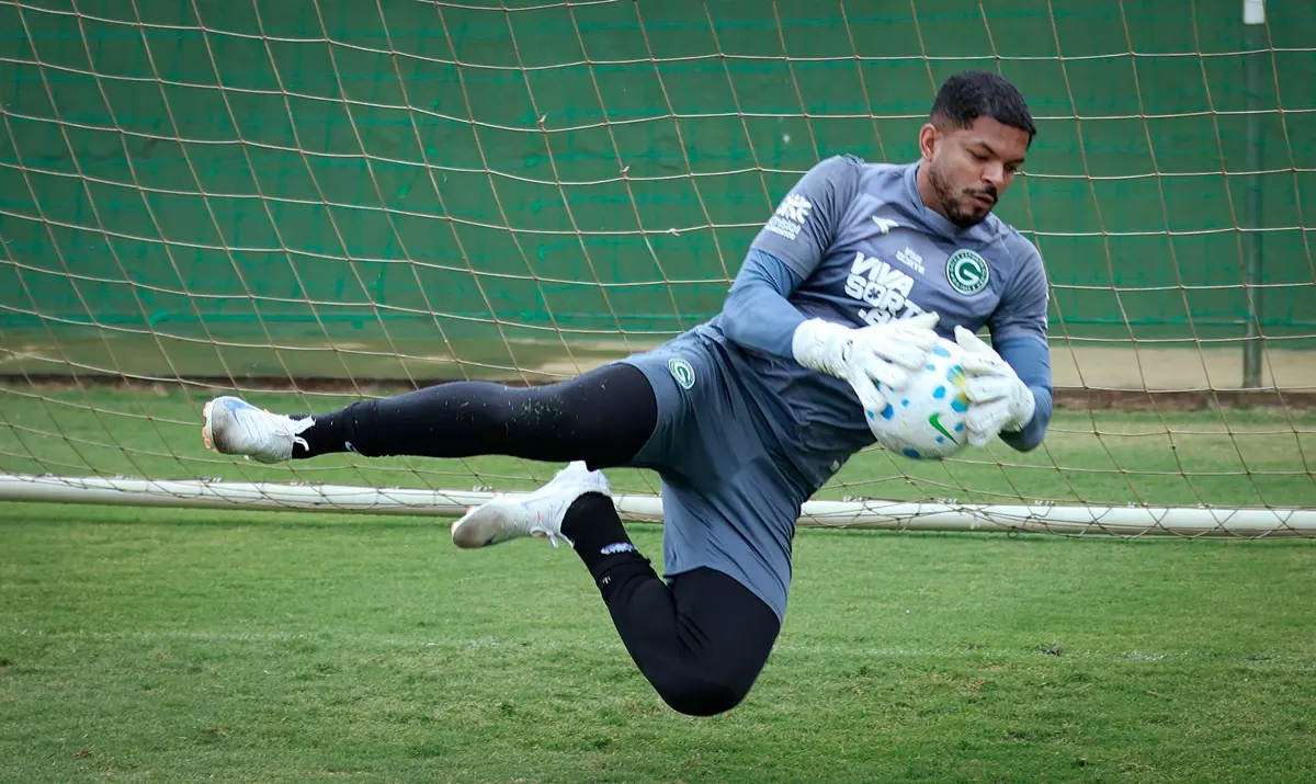 Goiás x Botafogo-SP; confira a provável escalação do esmeraldino para o jogo da Série B
