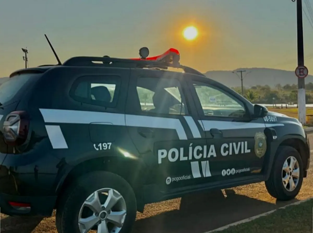 Homem agride esposa durante almoço em família e bebê acaba atingido, em Jaraguá