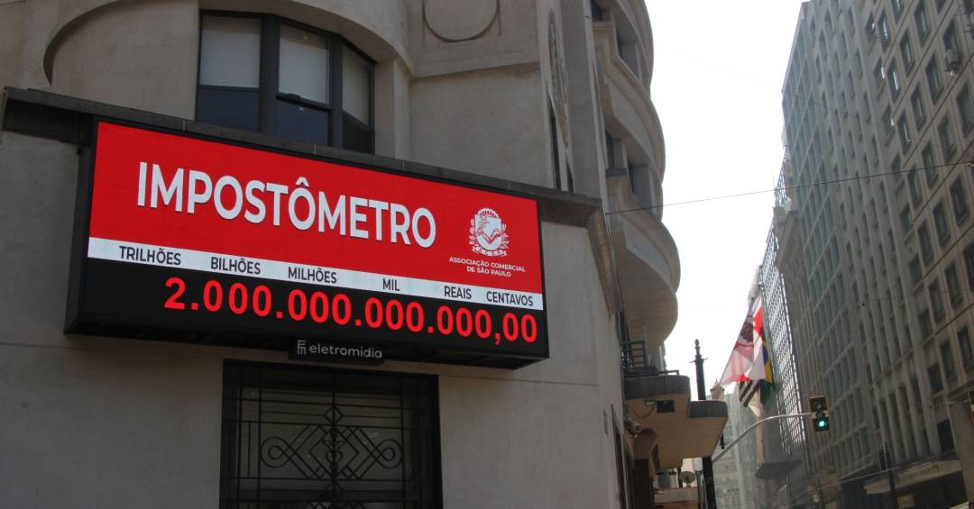No meio do caminho tinha um split payment