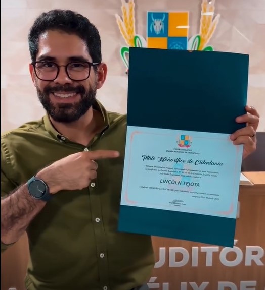 Jaupaci homenageia Lincoln Tejota por investimentos no município