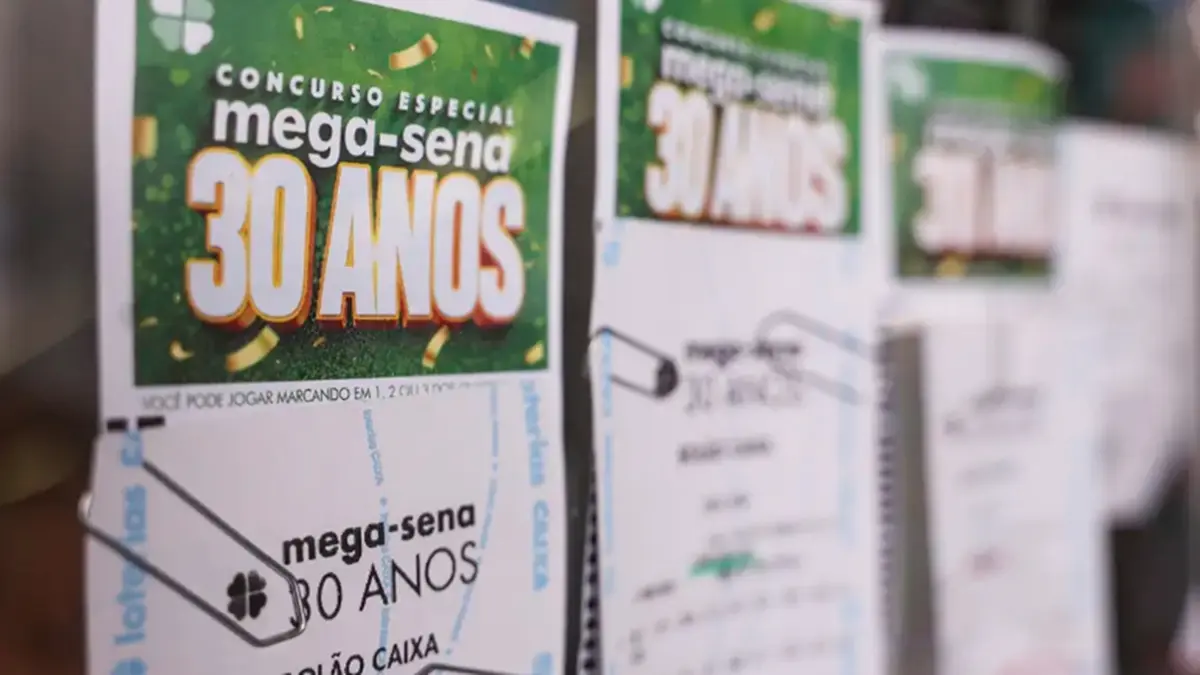 Mega-Sena 30 anos: bolão de Goiás investe R$ 232 mil e acerta apenas dois números; prêmio saiu para RJ e CE