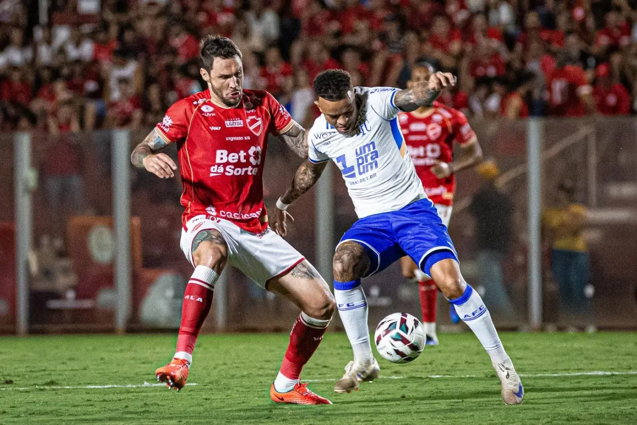 No OBA, Vila Nova derrota Avaí e encerra sequência negativa na Série B
