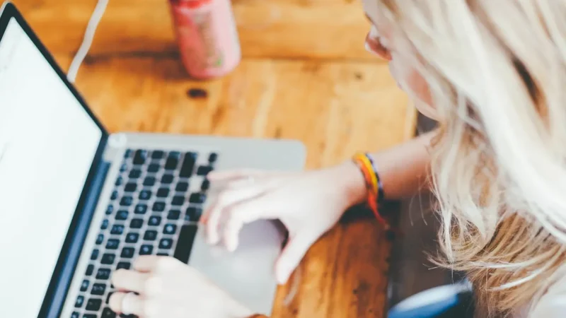 Ofensas na internet podem gerar indenização; saiba mais