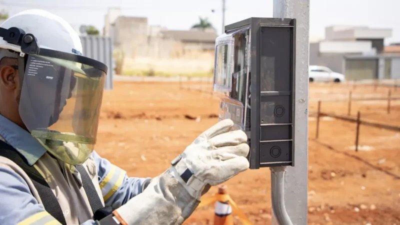 Operações contra fraudes em Goiás recuperam energia suficiente para abastecer 36 mil residências 