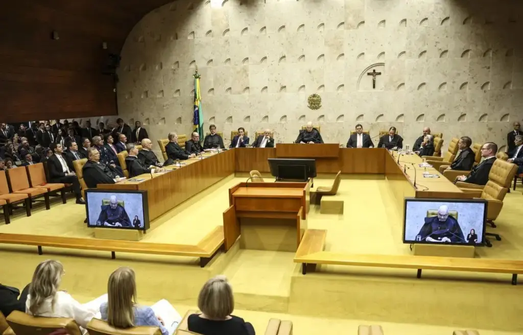 STF julga validade de lei da igualdade salarial entre homem e mulher