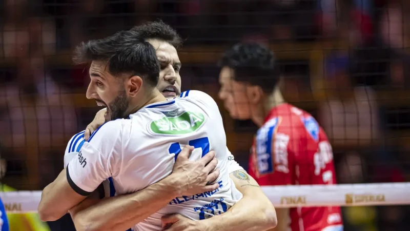 Sada Cruzeiro bate Campinas e conquista décimo título da Superliga masculina de vôlei