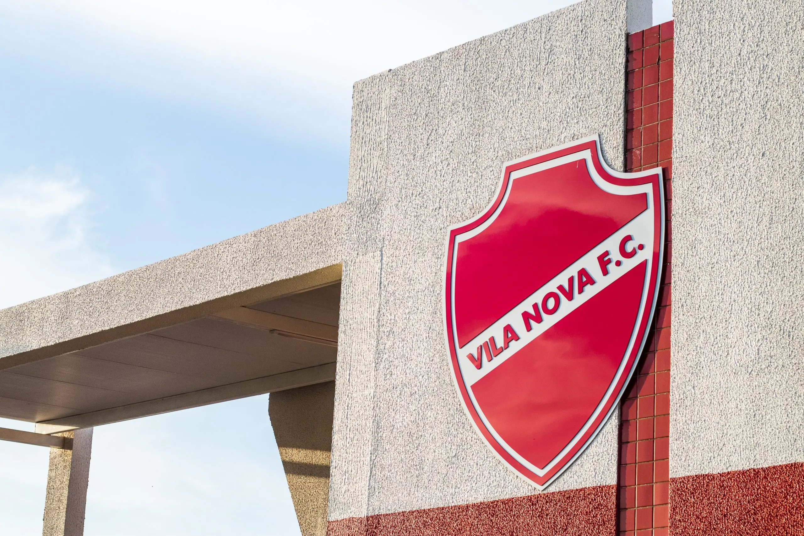 Saiba quais foram as cinco contratações mais caras do Vila Nova na última temporada
