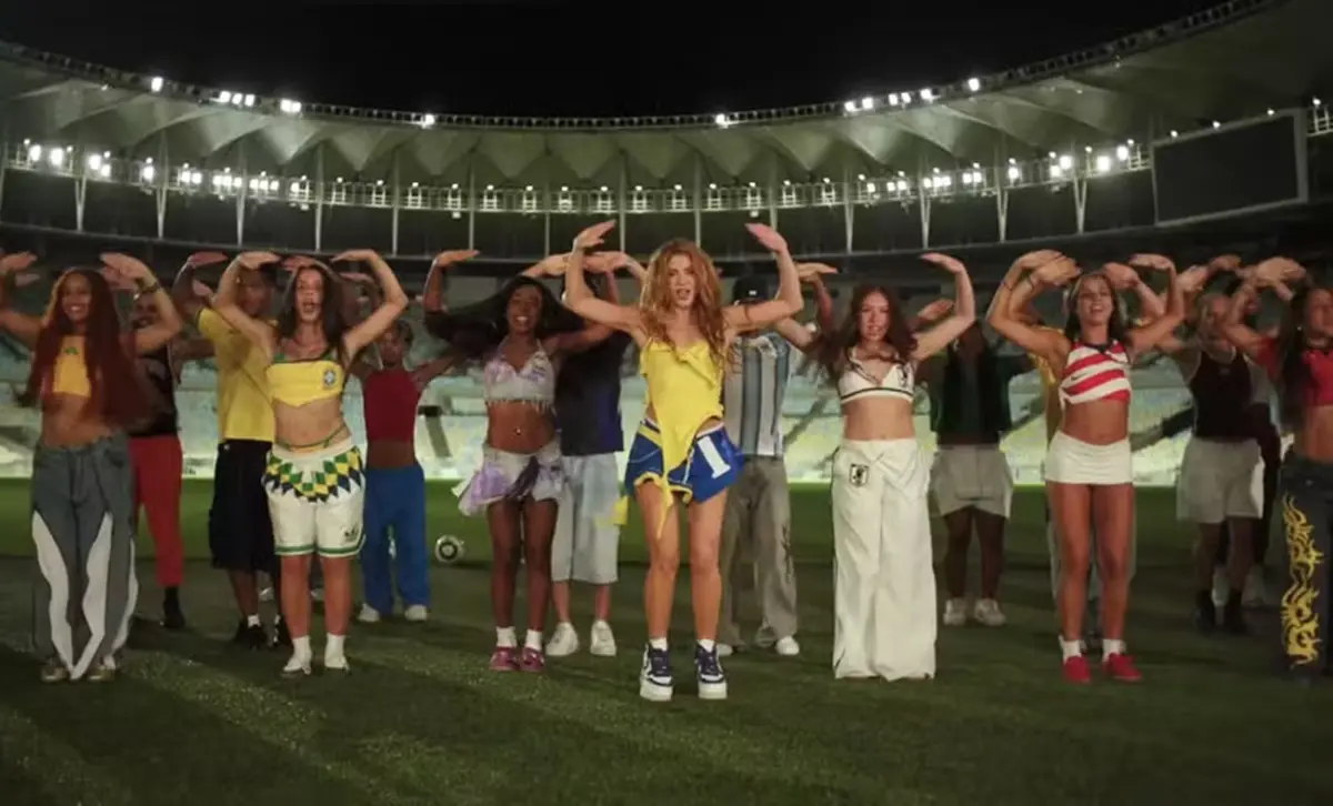 Shakira divulga música para a Copa do Mundo 2026 com vídeo no Maracanã