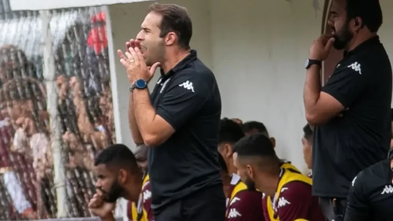 Thiago Carvalho celebra acesso com o Juventus-SP “Feliz em entrar na história do clube”