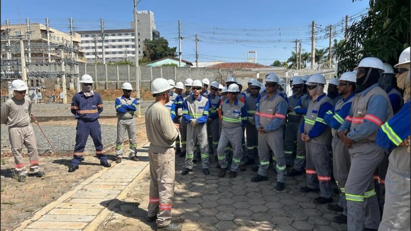 Última oportunidade: curso forma eletricistas em Goiás