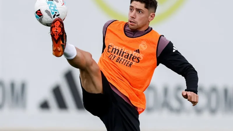 Valverde e Tchouaméni discutem e trocam empurrões em treino do Real Madrid, diz jornal