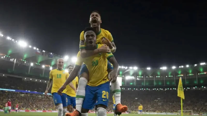 Vini Jr. responde sobre quem deverá usar a camisa 10 do Brasil na Copa: “Isso é óbvio”