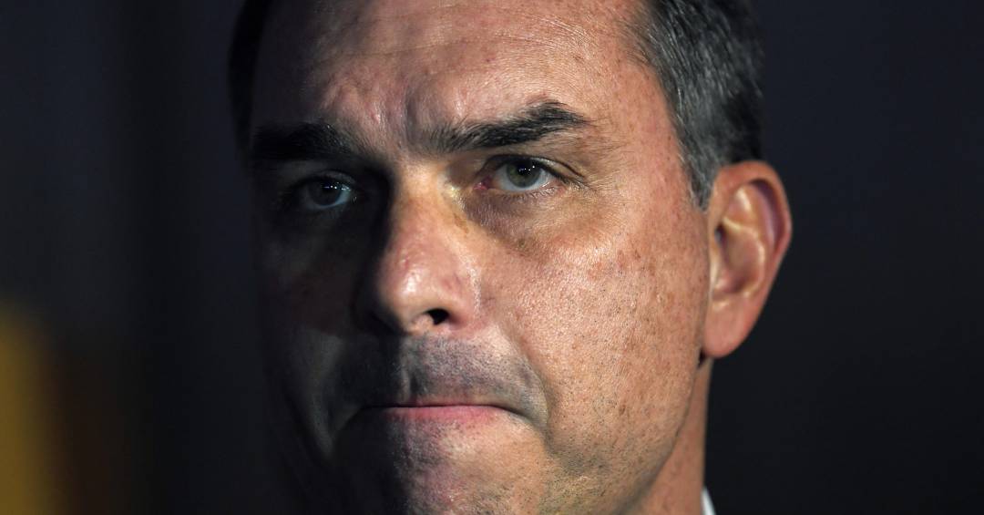Secretário do MinC fala de Flavio Bolsonaro e Vorcaro sem Lei Rouanet