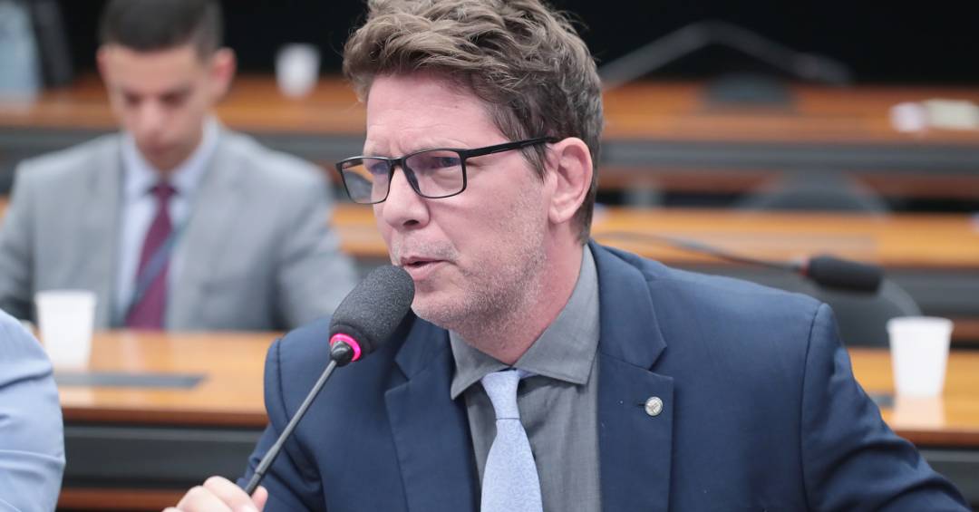 Mário Frias, produtor executivo de ‘Dark Horse’, se manifesta sobre áudio de Flávio