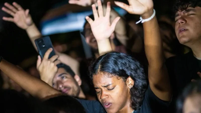 ‘UFG não é lugar de perdição’: encontro cristão reúne 500 jovens em Goiânia