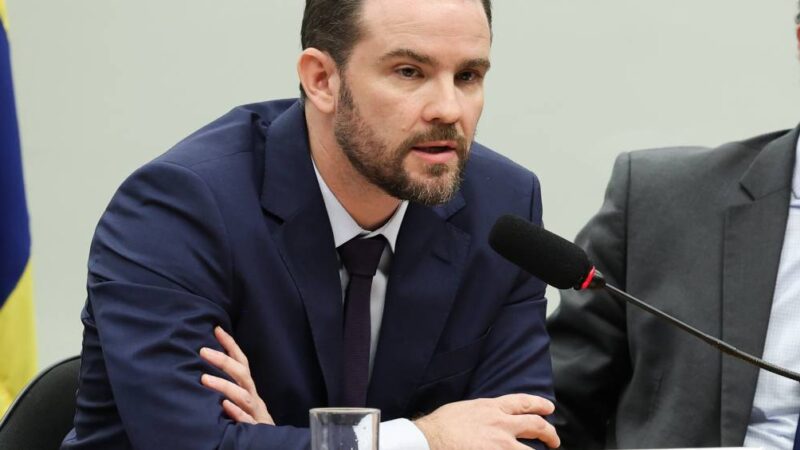 O tema da conversa entre Dario Durigan e dois ministros do STF