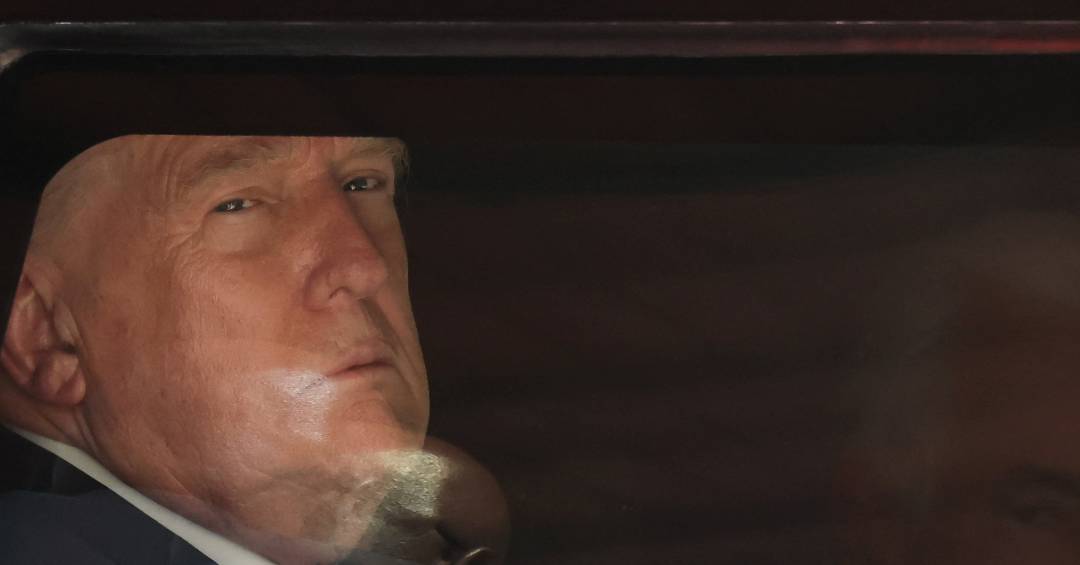Pesquisa mostra como está imagem de Trump entre brasileiros após tarifaço e decisão contra facções