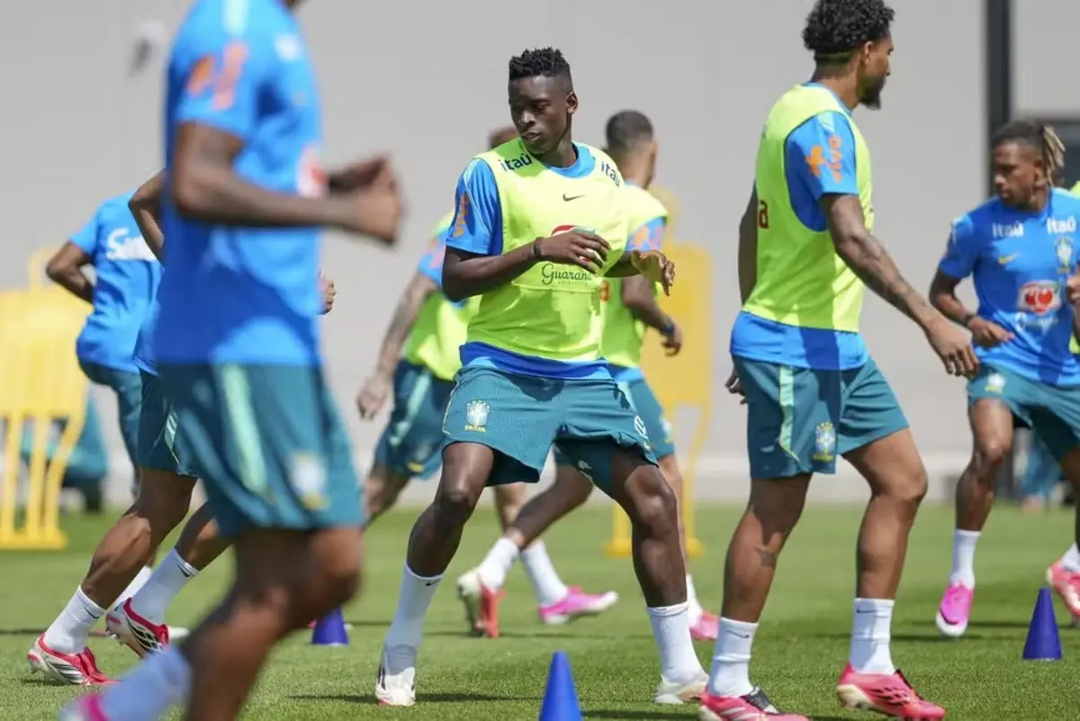 Ancelotti testa alternativas para o ataque da seleção brasileira contra a Escócia