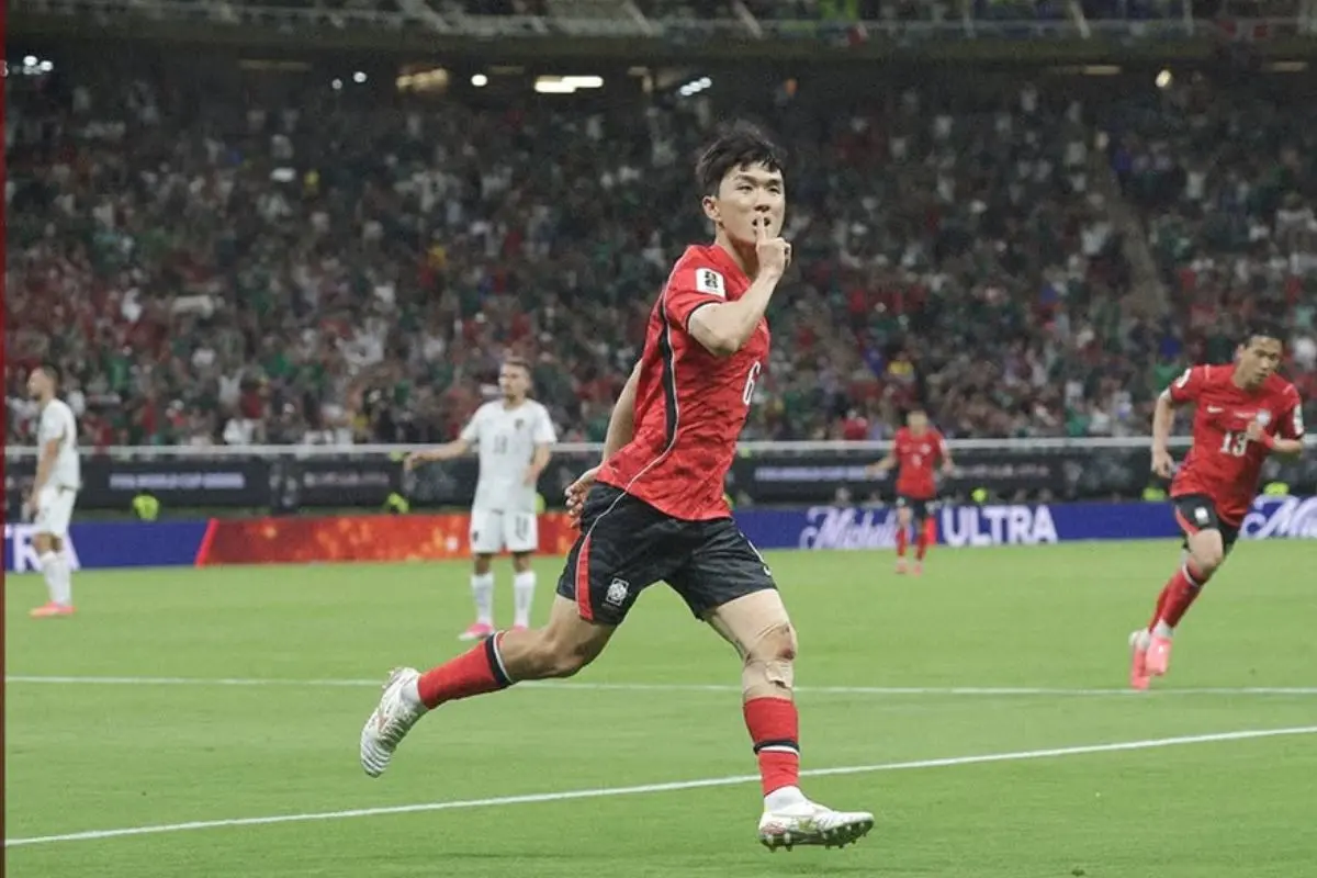 Coreia toma gol de ‘latereio’, mas vira contra Tchéquia
