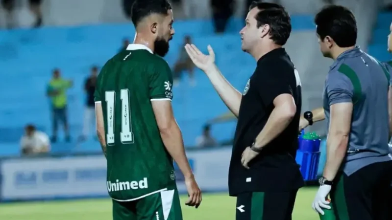 Daniel Paulista comenta possível saída de Bruno Sávio do Goiás