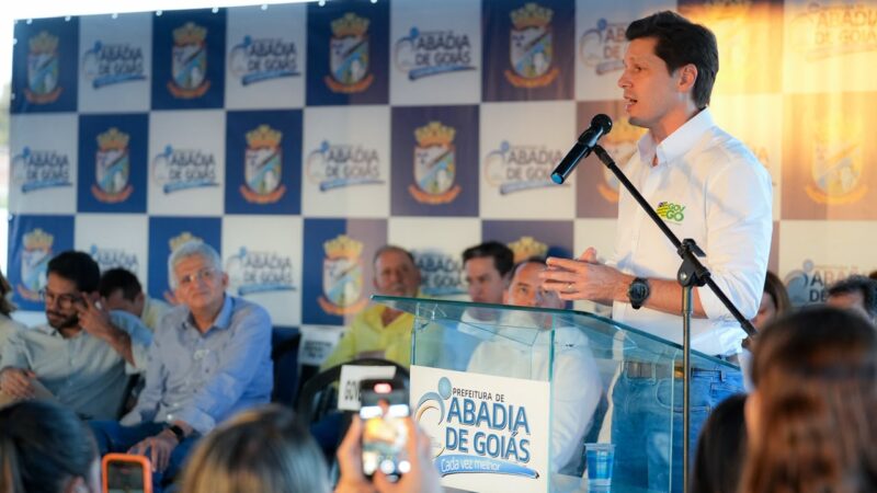 Daniel Vilela autoriza pavimentação da GO-469