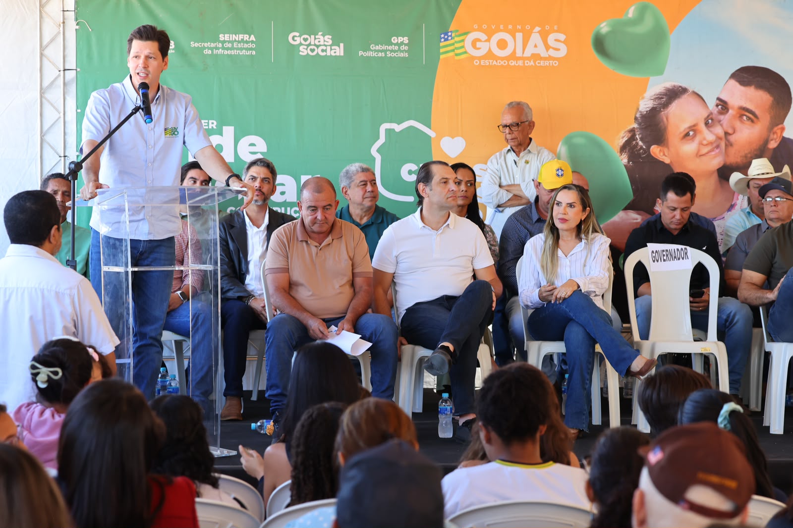 Daniel Vilela entrega 50 casas gratuitas em Serranópolis