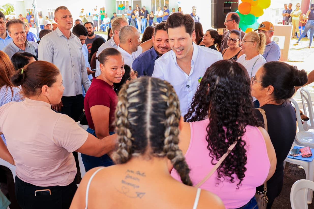 Daniel entrega 87 casas a custo zero em São Domingos e Cavalcante