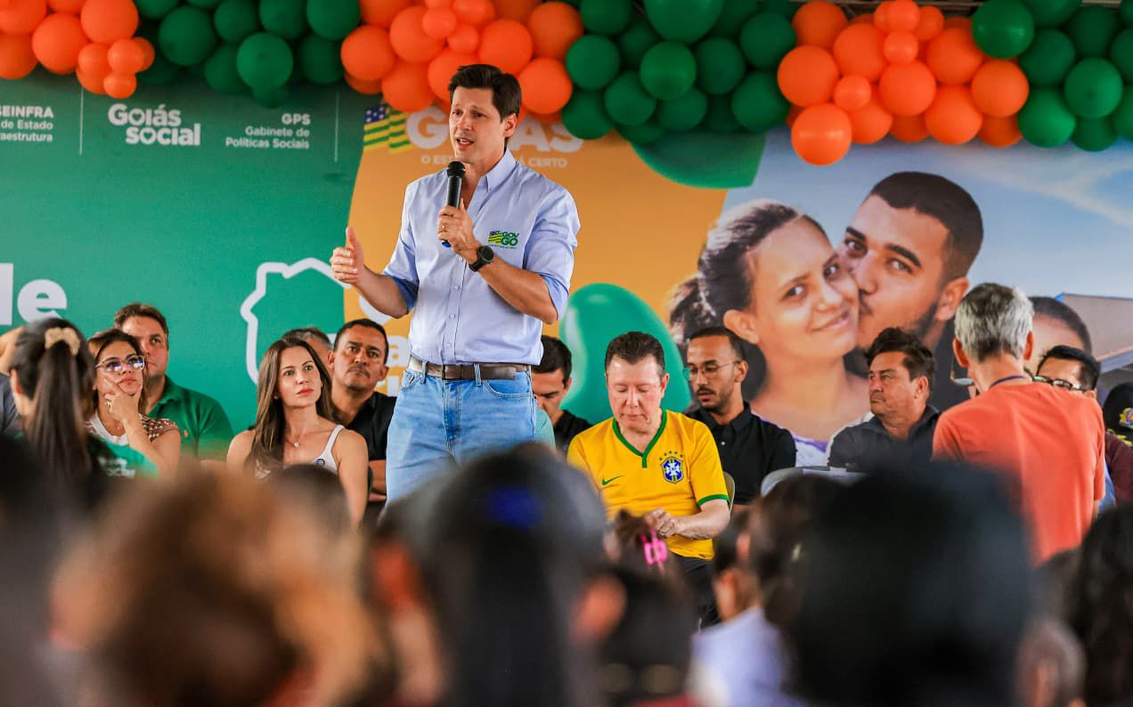 Daniel garante casa própria a 80 famílias na região Norte de Goiás