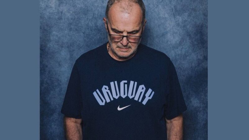 O louco que não para de atirar na Fifa e nos americanos