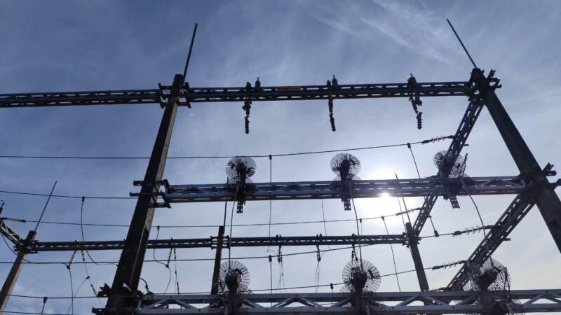Equatorial Goiás reforça rede elétrica em Jussara e região